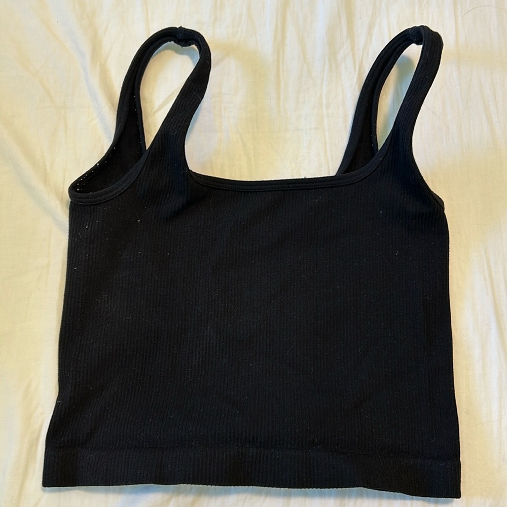 OQQ black workout tank
